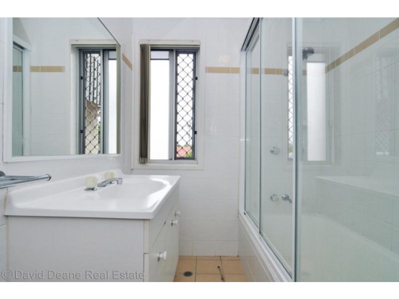 4/24 Thomas St, Clontarf QLD 4019