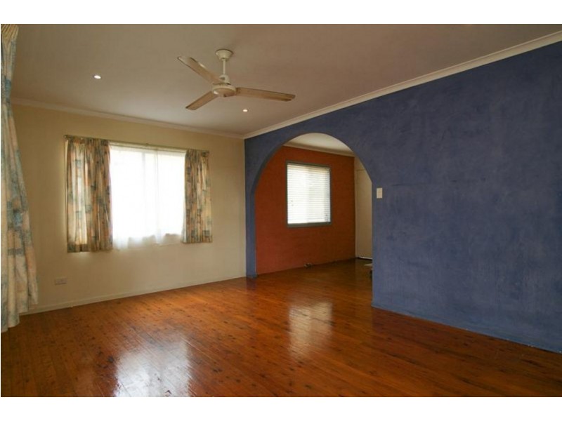 15 Illoura St, Petrie QLD 4502