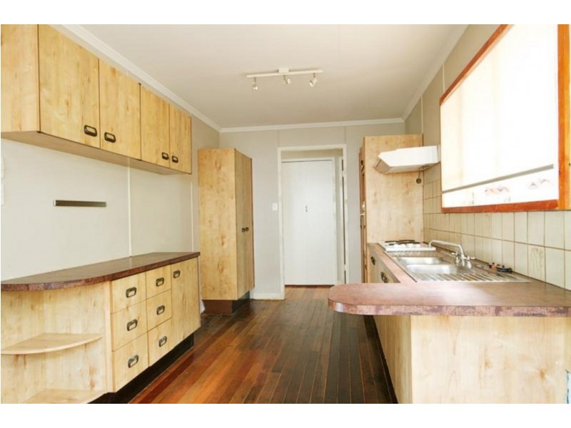 23 Joora Ave, Petrie QLD 4502