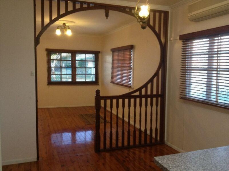 11 Hedge Street, Strathpine QLD 4500