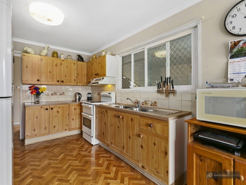 4 Windrest Street, Strathpine QLD 4500