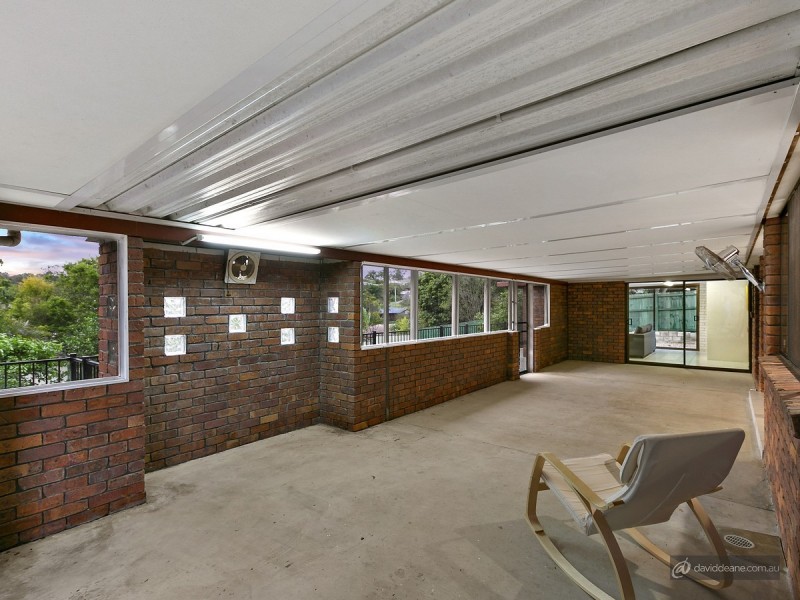 7 Pedder Court, Petrie QLD 4502