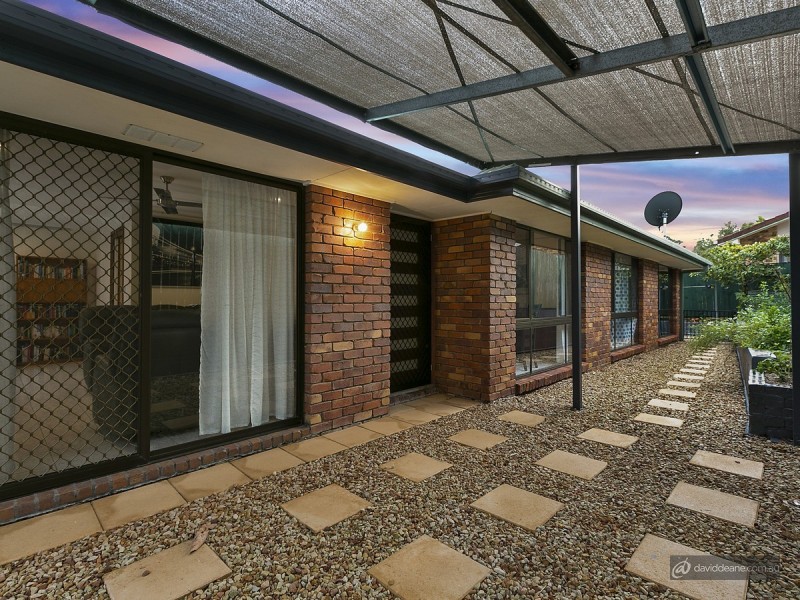 7 Pedder Court, Petrie QLD 4502