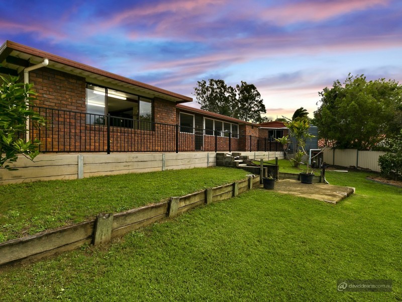 7 Pedder Court, Petrie QLD 4502