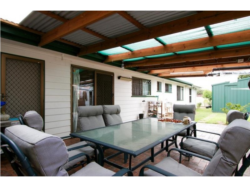 1 Jasmine St, Strathpine QLD 4500