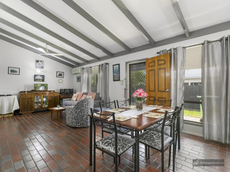 26 Livingstone Street, Strathpine QLD 4500