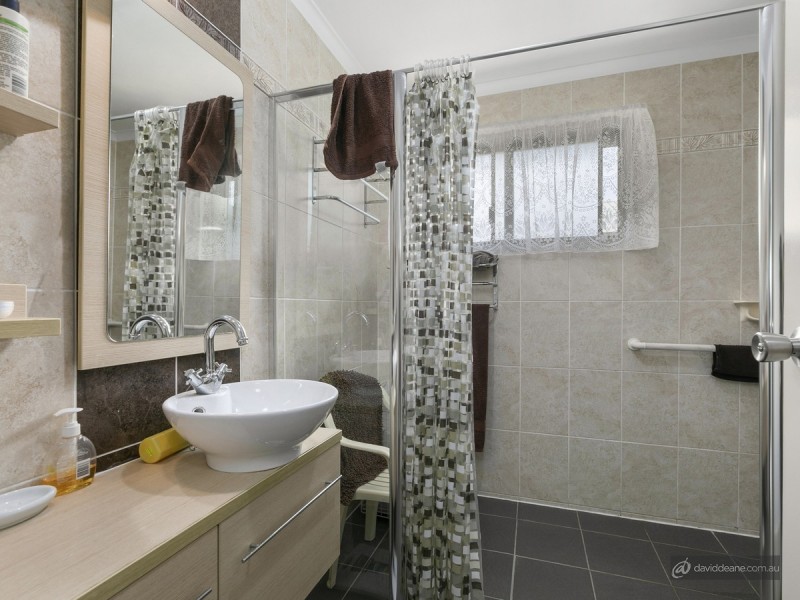 26 Livingstone Street, Strathpine QLD 4500