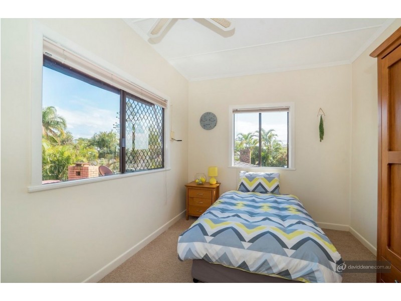 19 Leonard Street, Margate QLD 4019