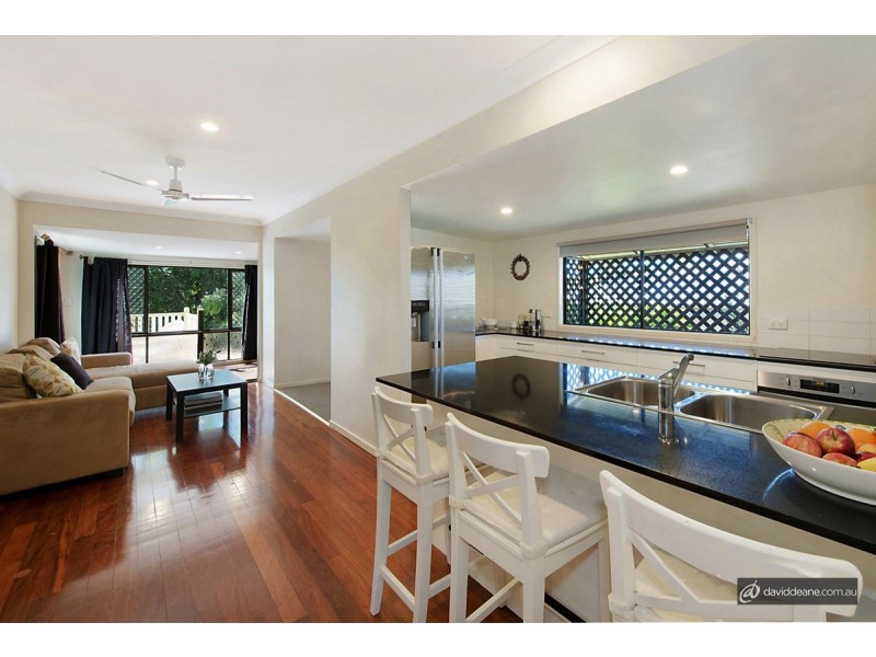 27 Twenty First Avenue, Brighton QLD 4017