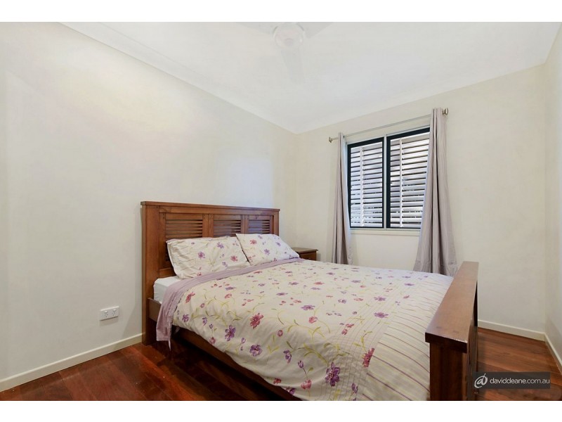 27 Twenty First Avenue, Brighton QLD 4017