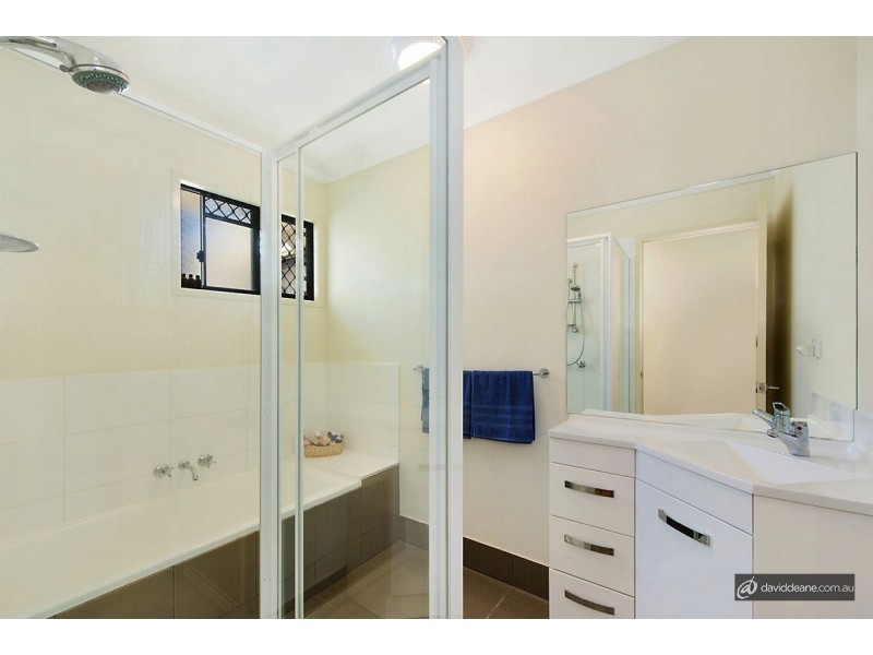 27 Twenty First Avenue, Brighton QLD 4017