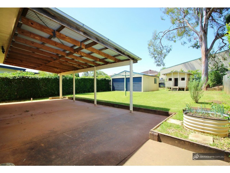 11 Peter Street, Strathpine QLD 4500