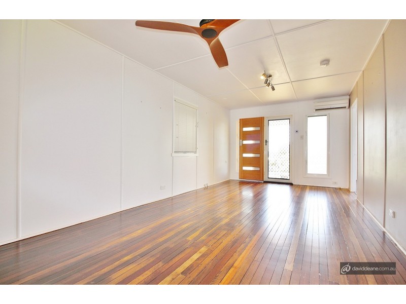 11 Peter Street, Strathpine QLD 4500