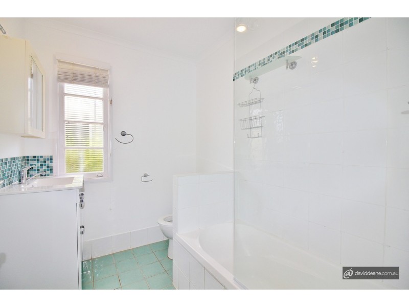 11 Peter Street, Strathpine QLD 4500