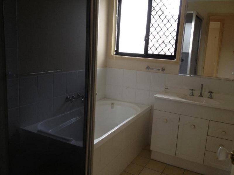 20 Links Cr, Joyner QLD 4500