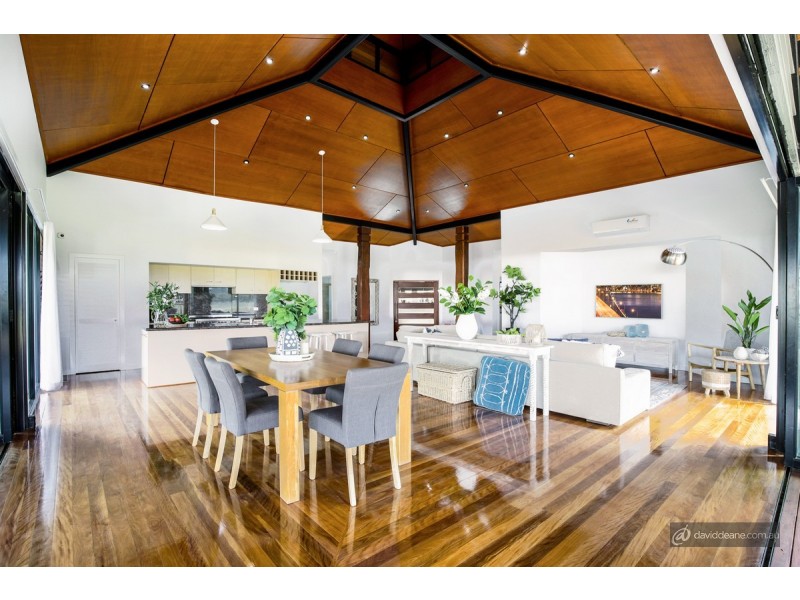 10 Oxbow Crescent, Lawnton QLD 4501