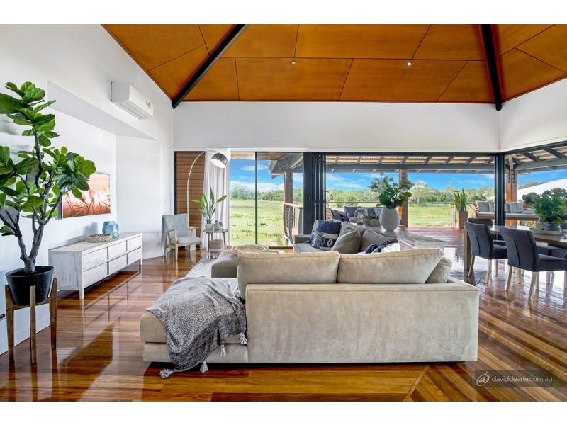 10 Oxbow Crescent, Lawnton QLD 4501