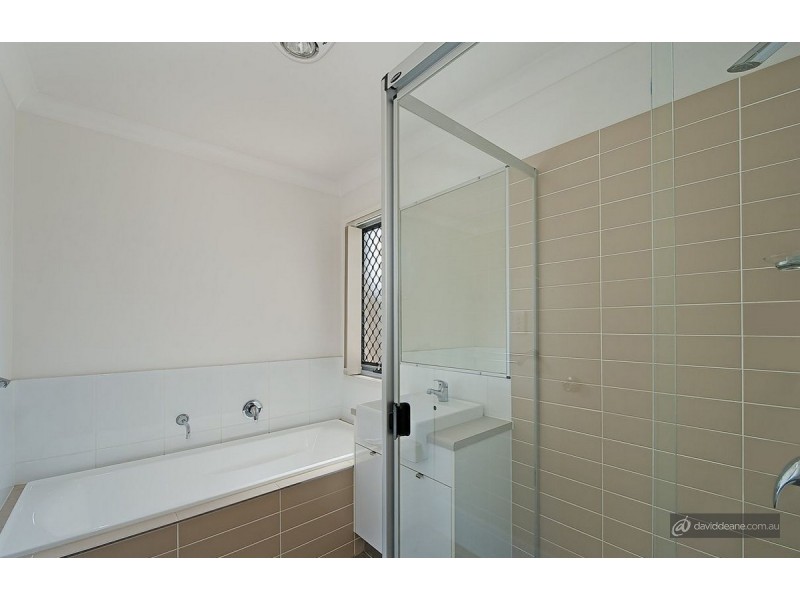 4 Bellthorpe Circuit, Kallangur QLD 4503