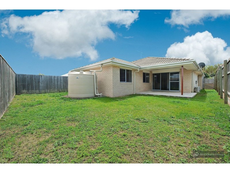 4 Bellthorpe Circuit, Kallangur QLD 4503