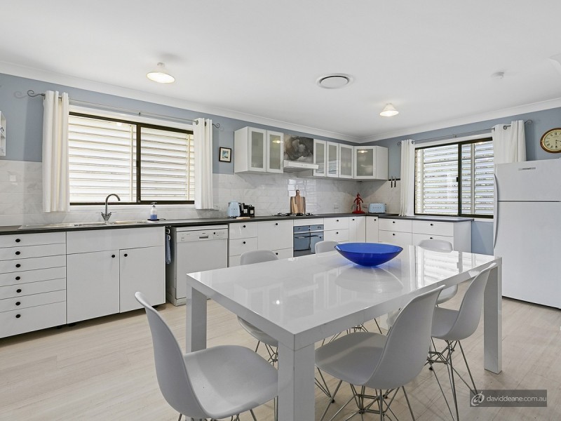 23 Navua Street, Strathpine QLD 4500