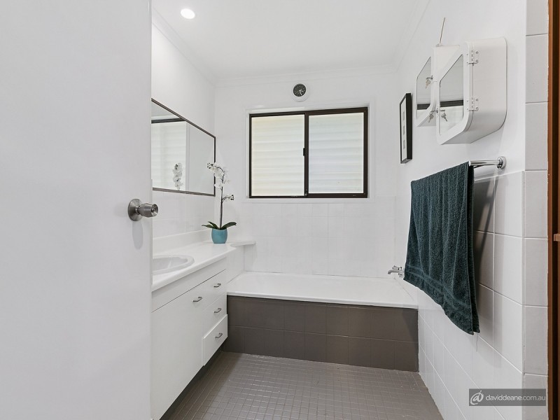 23 Navua Street, Strathpine QLD 4500