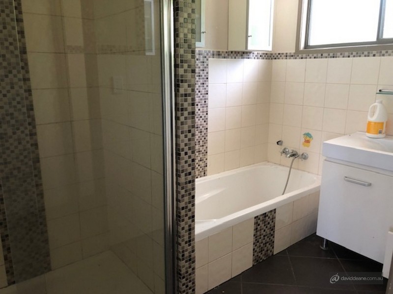 10 Janmarie Court, Kallangur QLD 4503