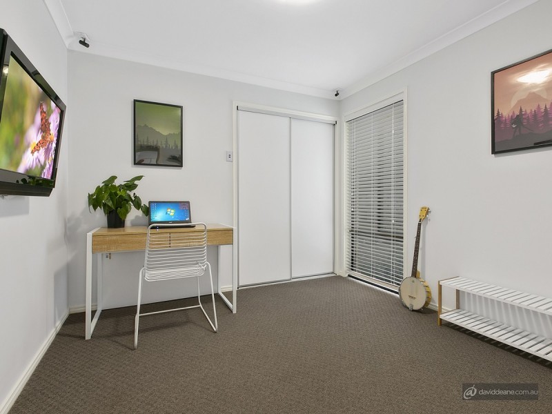 12 Charles Court, Joyner QLD 4500