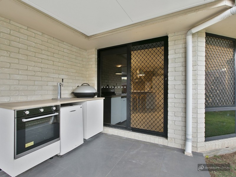 12 Charles Court, Joyner QLD 4500