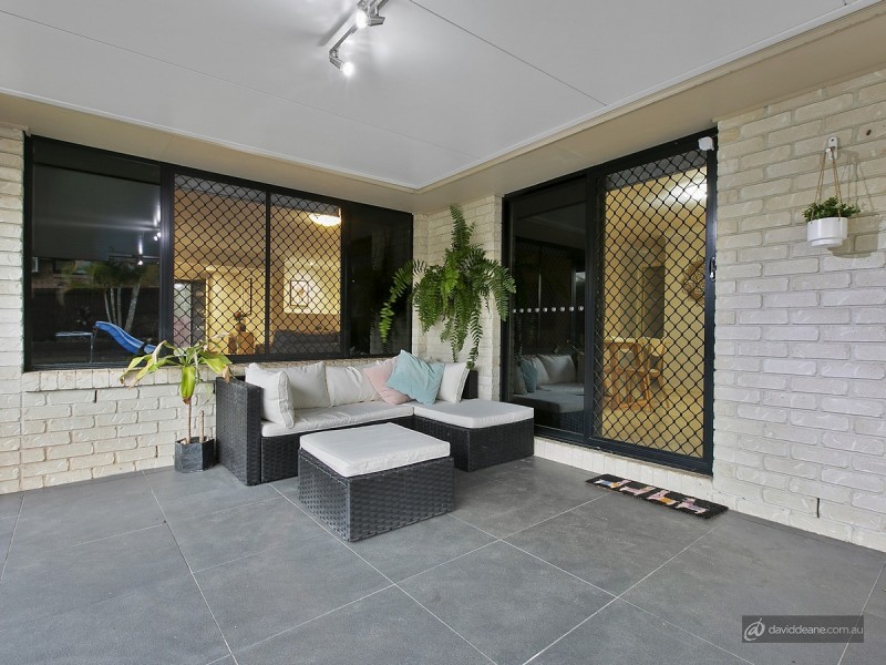 12 Charles Court, Joyner QLD 4500