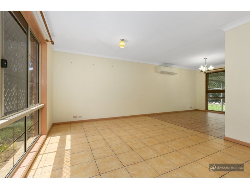 52 Kurrajong Drive, Warner QLD 4500