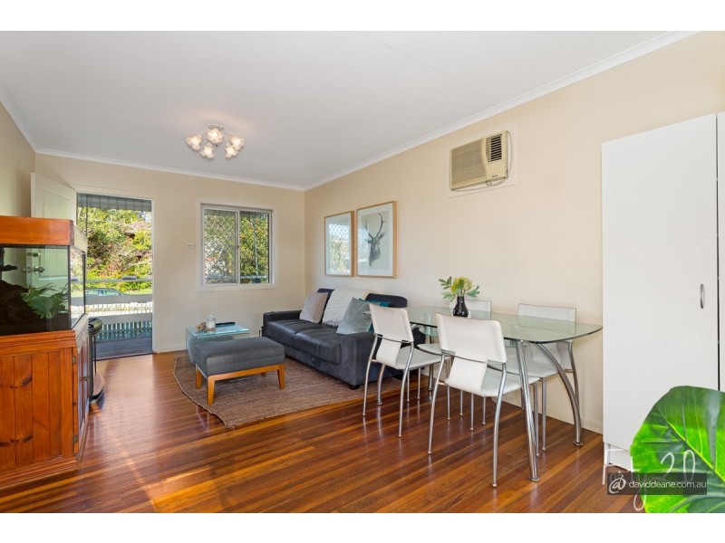 29 Lucas Street, Scarborough QLD 4020