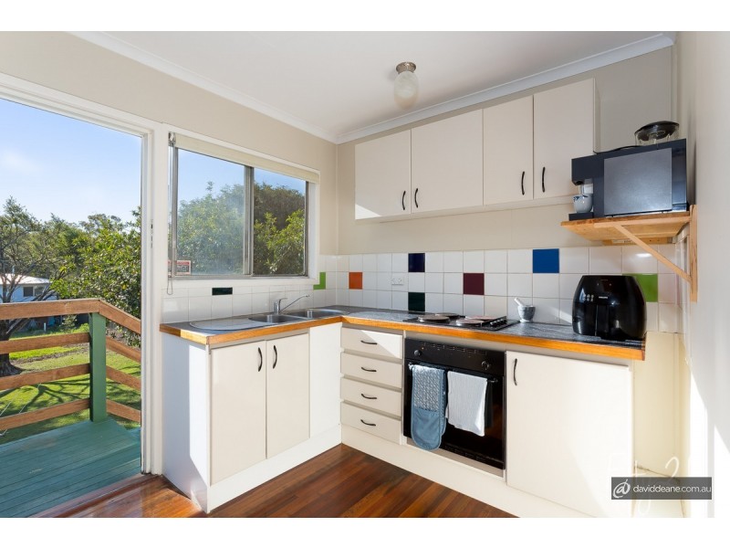 29 Lucas Street, Scarborough QLD 4020