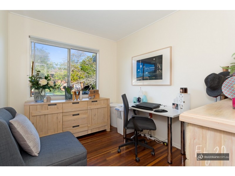 29 Lucas Street, Scarborough QLD 4020