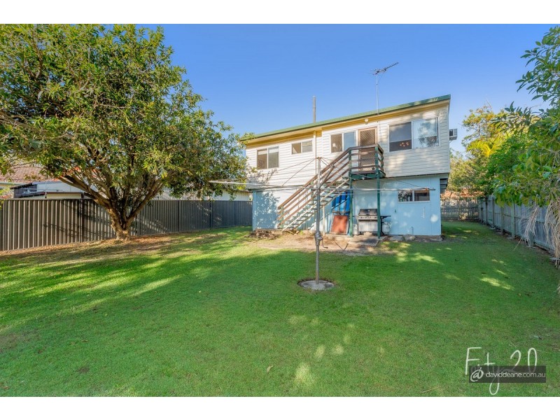 29 Lucas Street, Scarborough QLD 4020