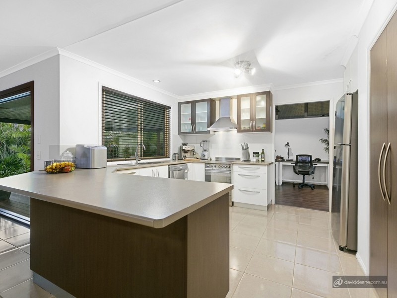 13 Mundie Place, Bray Park QLD 4500