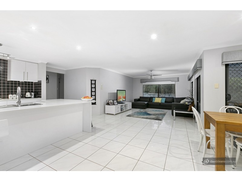 14 Latona Street, Warner QLD 4500