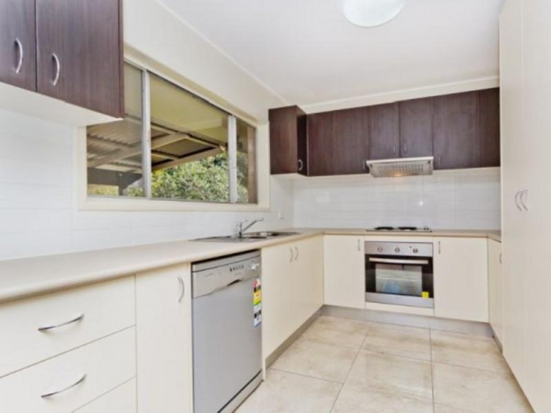 6 Lord Byron Pde, Strathpine QLD 4500