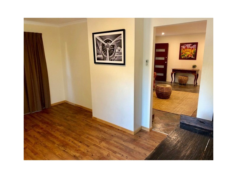 129A Spitfire Avenue, Strathpine QLD 4500