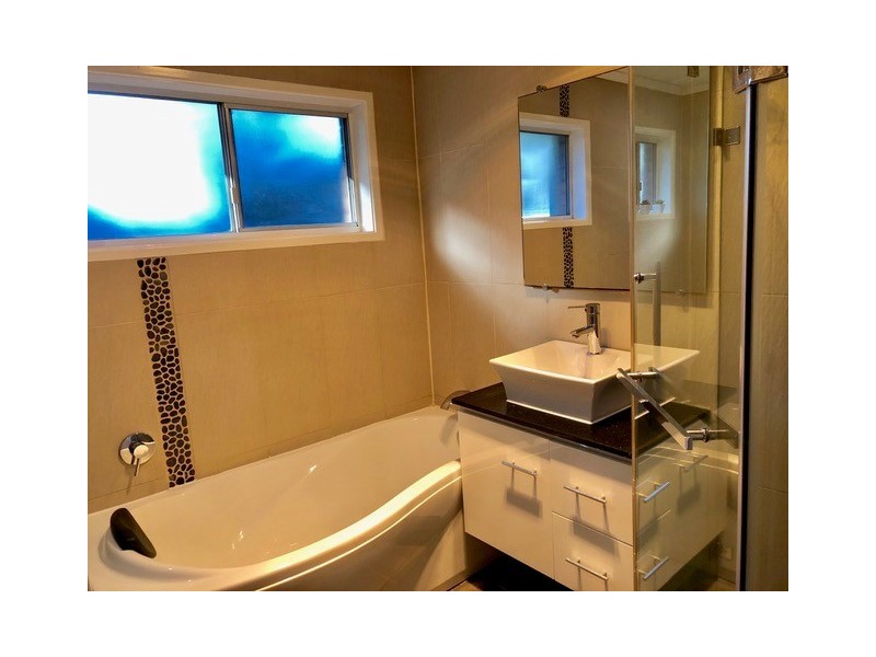 129A Spitfire Avenue, Strathpine QLD 4500