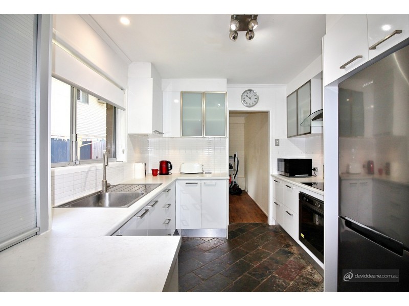 129A Spitfire Avenue, Strathpine QLD 4500