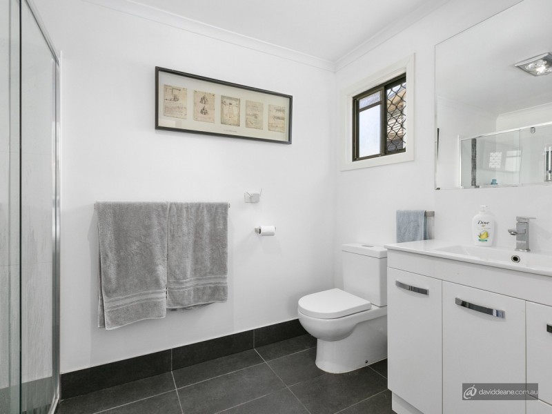 38 Aaron Street, Bray Park QLD 4500