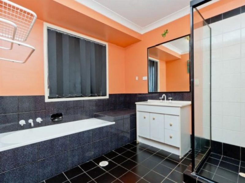 16 Newmarket St, Lawnton QLD 4501