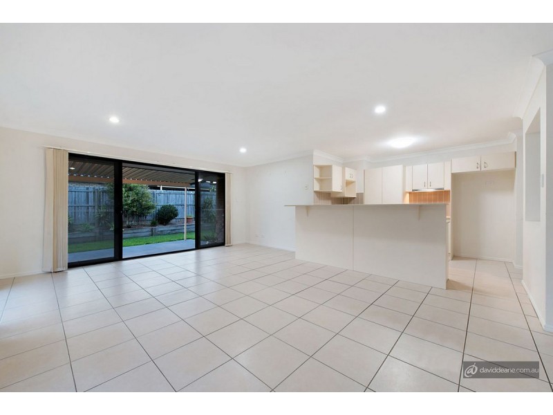 5 Canaipa Court, Rothwell QLD 4022