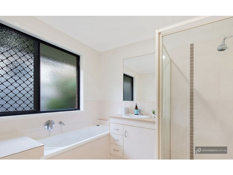 5 Canaipa Court, Rothwell QLD 4022