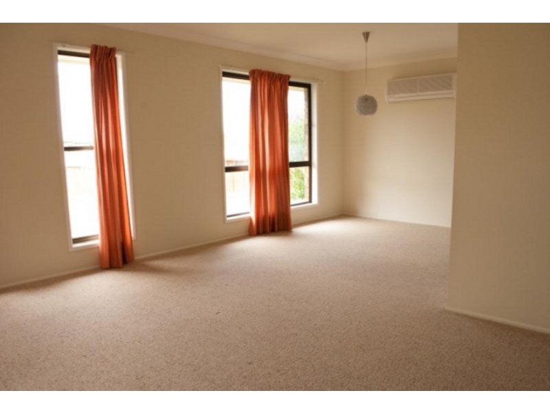 9 Hillsdale Street, Strathpine QLD 4500