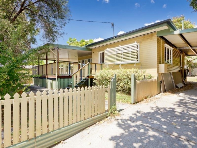 27 Bray Road, Lawnton QLD 4501