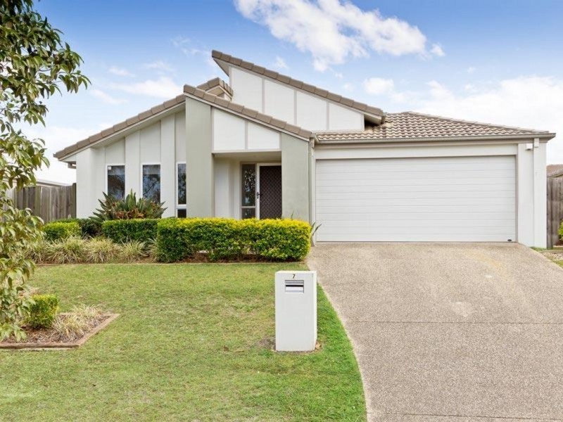 7 Pontiac Cct, Warner QLD 4500