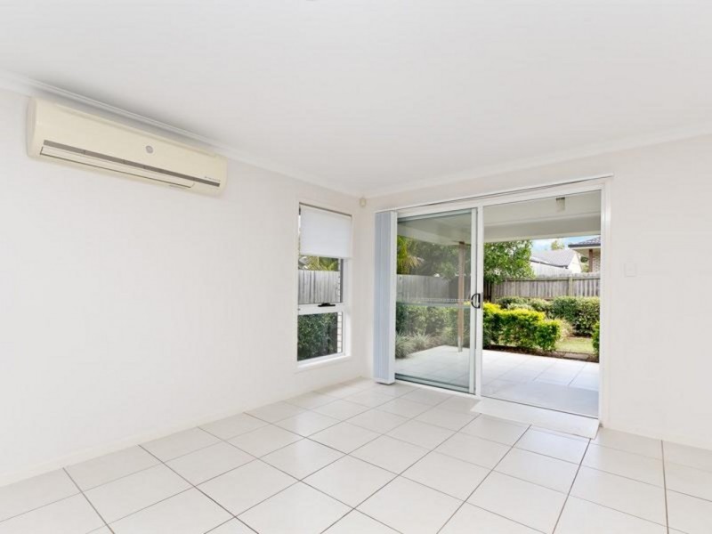 7 Pontiac Cct, Warner QLD 4500