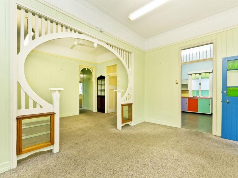 19 Park Road, Wooloowin QLD 4030