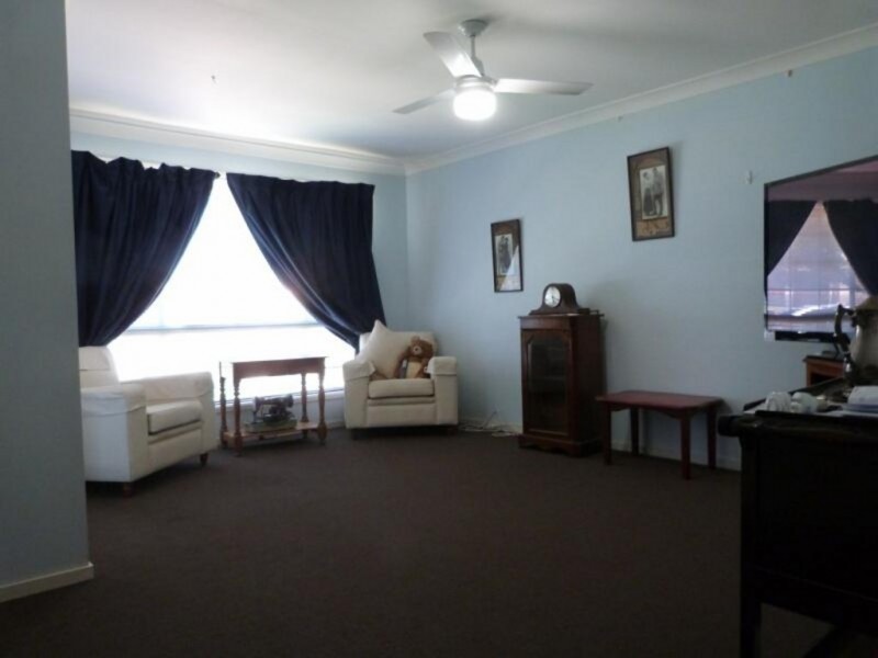 19 Banksia St, Strathpine QLD 4500